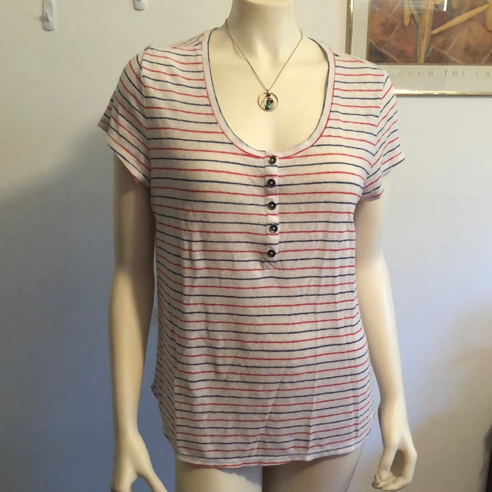 Large red, white,and blue top.  Very light and great for hot summer days.